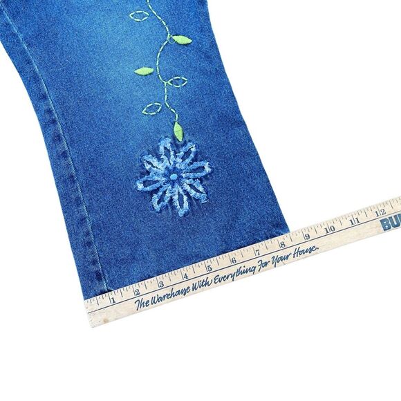 Faded Glory Jeans Girls Club Youth Plus 16.5 Pants Embroidered Cropped Capri - Picture 5 of 6